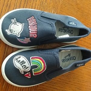 Oshkosh Bgosh girls tennis shoes - Patchy size 9